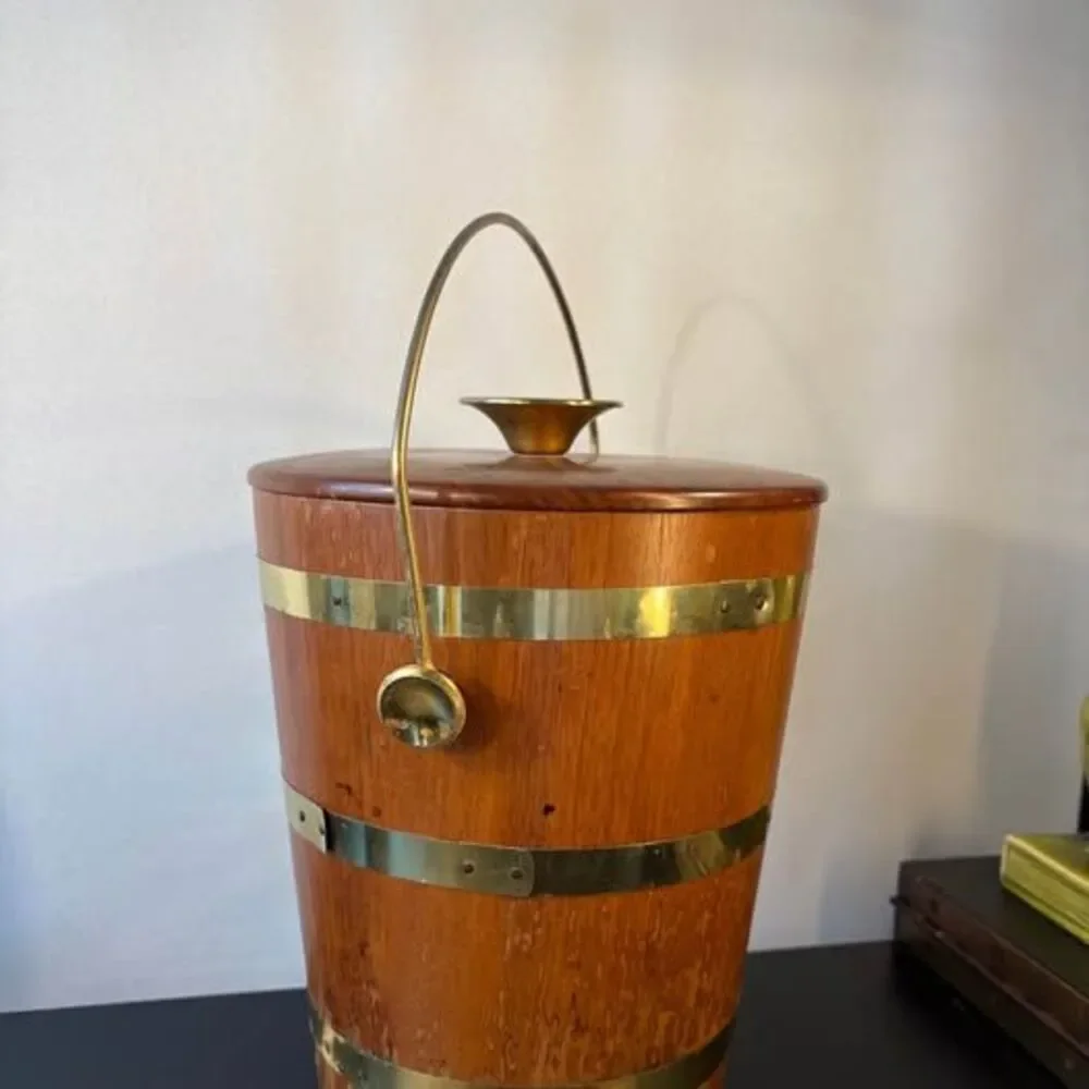 Vintage Mid Century Modern Teak Ice Bucket Brass Bands MCM Barware Barrel